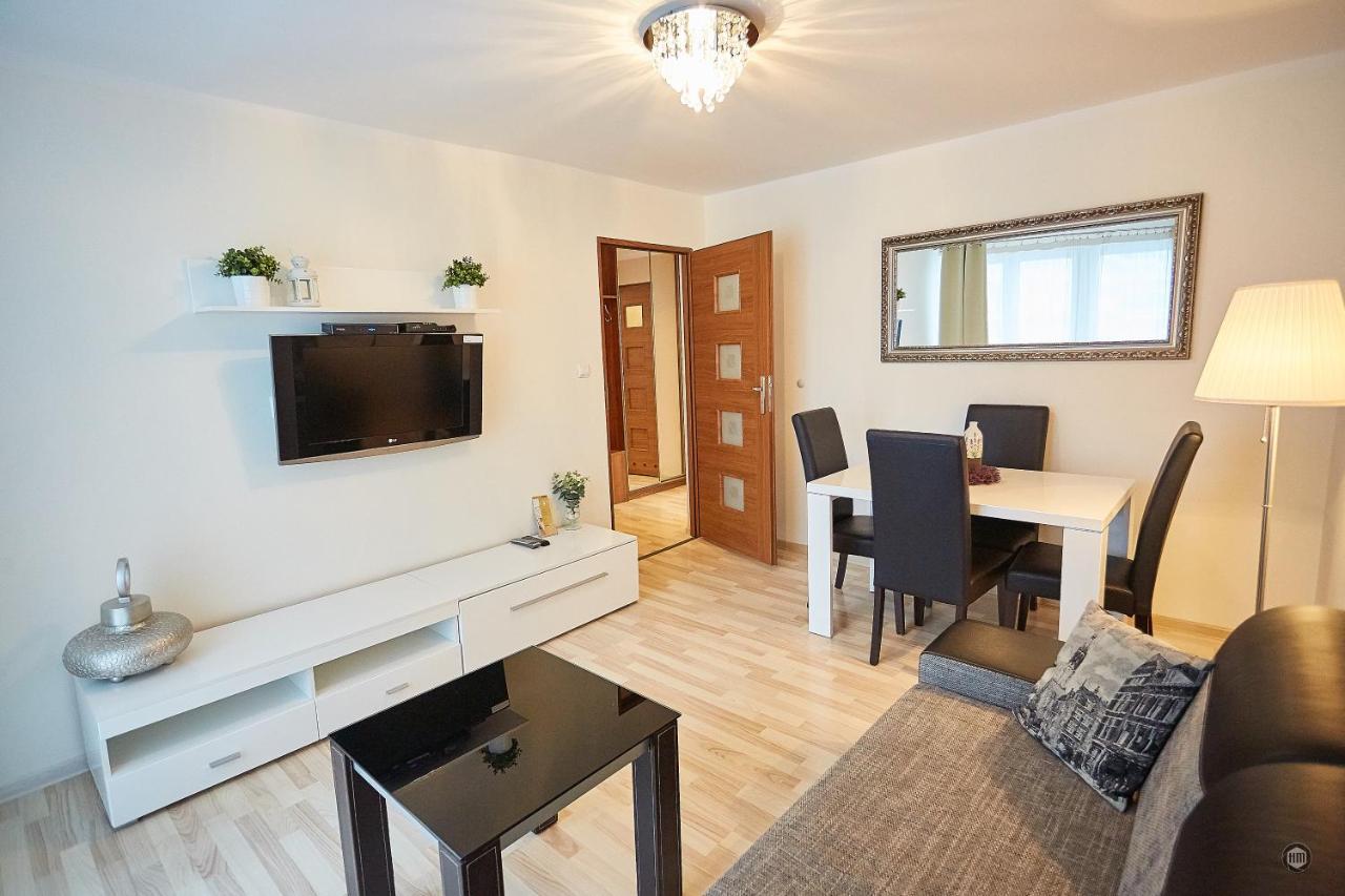 Apartament Izabel วอร์ซอ ภายนอก รูปภาพ
